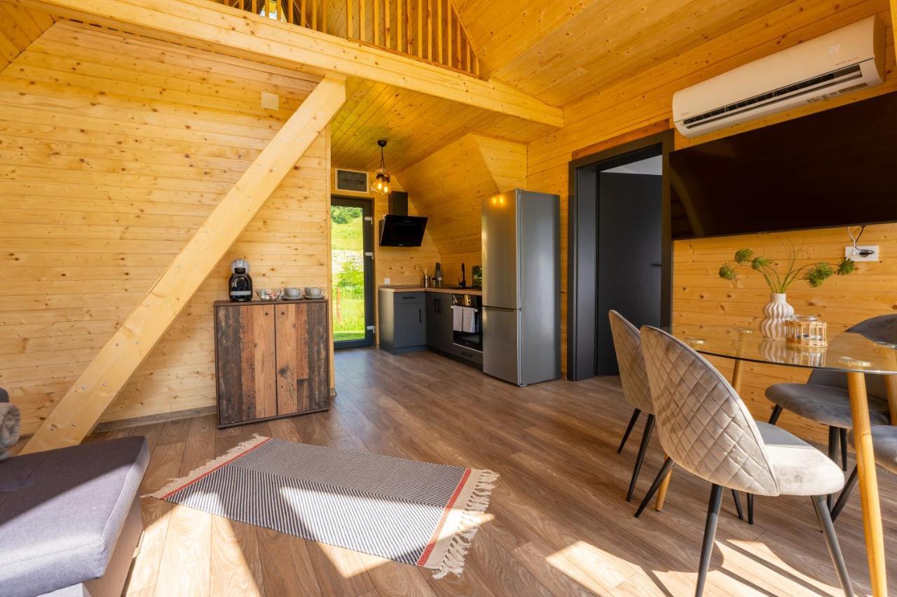 Отель Ungefug A-Frame Сигишоара Экстерьер фото