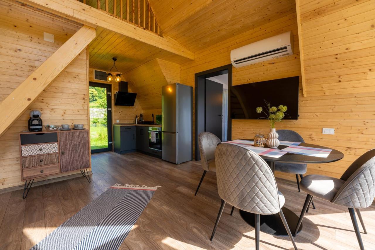 Отель Ungefug A-Frame Сигишоара Экстерьер фото